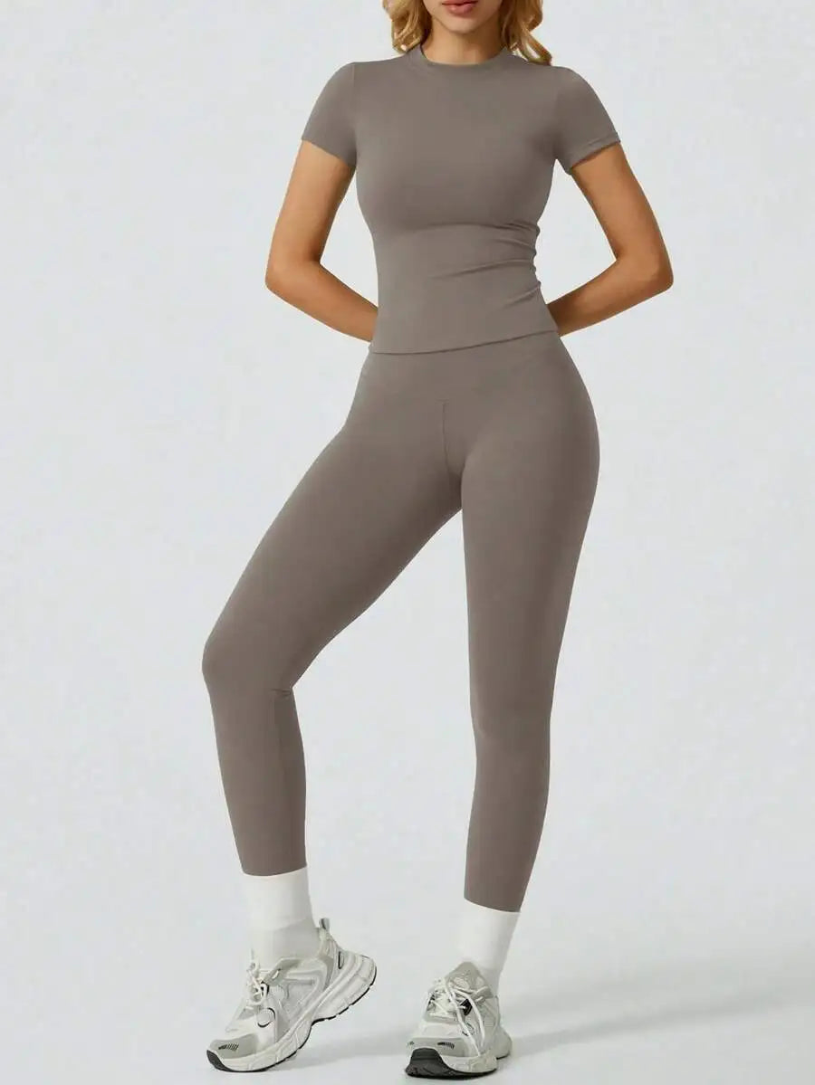 Women’s 2-Piece Yoga Set